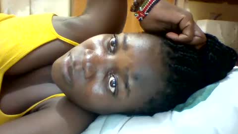 Snapshot of zainxxxx chatting on 02-12-25, 02:43 zainxxxx online show from 02-12-25, 02:43