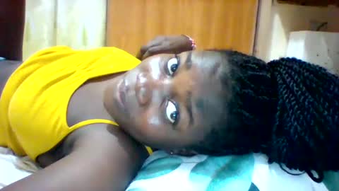 Snapshot of zainxxxx chatting on 02-18-25, 06:04 zainxxxx online show from 02-18-25, 06:04