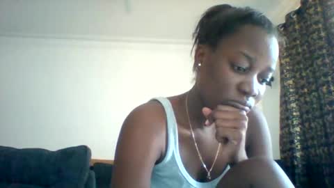 Snapshot of zainxxxx chatting on 03-04-26, 09:37 zainxxxx online show from 03-04-26, 09:37