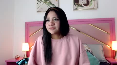 Snapshot of zaira_angel chatting on 03-12-25, 11:33 Zaira Angel online show from 03-12-25, 11:33