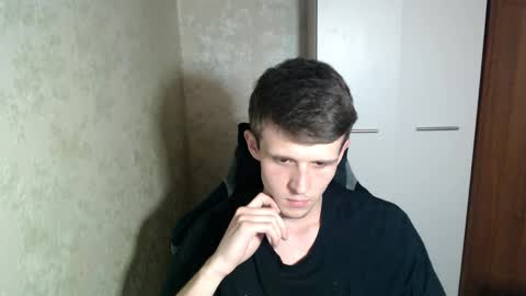Snapshot of zaki_xx chatting on 06-05-26, 04:24 zaki online show from 06-05-26, 04:24