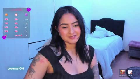 Snapshot of zakura_ania chatting on 04-30-26, 02:40 zakura_ania online show from 04-30-26, 02:40