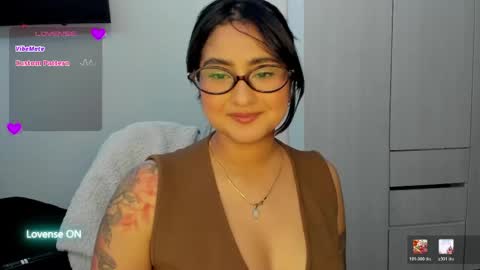 Snapshot of zakura_ania chatting on 06-08-26, 12:14 zakura_ania online show from 06-08-26, 12:14