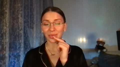 zaliyani online show from 11-24-25, 01:05