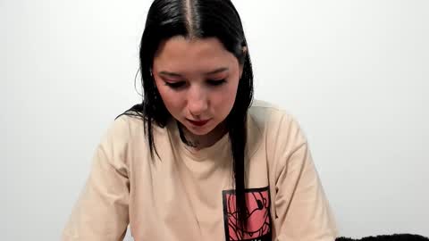 zammii69 online show from 11-19-25, 09:26