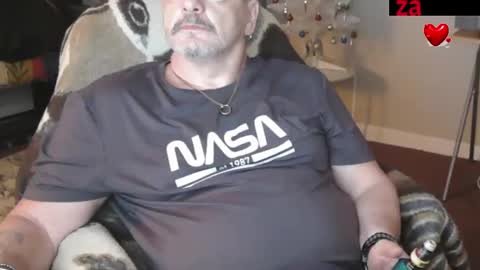 Snapshot of zander007 chatting on 11-12-25, 05:02 zander007 online show from 11-12-25, 05:02