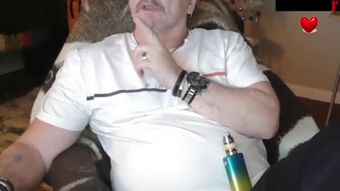 Snapshot of zander007 chatting on 11-19-25, 03:34 zander007 online show from 11-19-25, 03:34