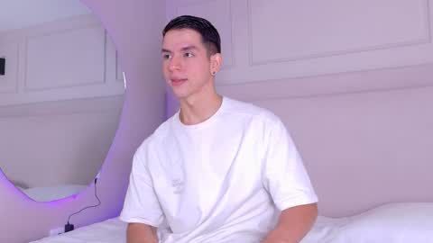 Zane Dawson online show from 09-24-25, 03:54