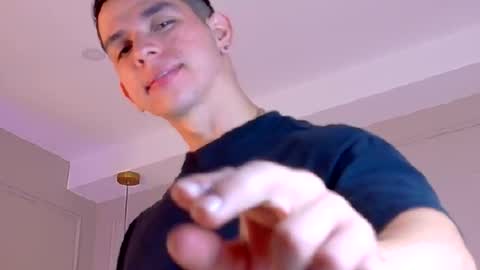 Zane Dawson online show from 11-25-25, 05:18