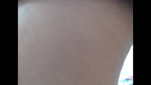 Snapshot of zaphiro__skye chatting on 05-06-26, 08:30 Skye online show from 05-06-26, 08:30