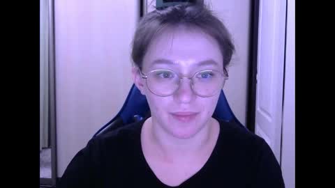 Snapshot of zara_golden chatting on 01-03-25, 10:31 chaturcum online show from 01-03-25, 10:31