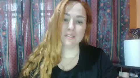 Snapshot of zara_red chatting on 11-13-25, 11:09 Kate. if im not here im here foxy red333 online show from 11-13-25, 11:09