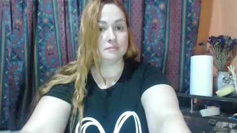 Snapshot of zara_red chatting on 11-18-25, 01:26 Kate. if im not here im here foxy red333 online show from 11-18-25, 01:26