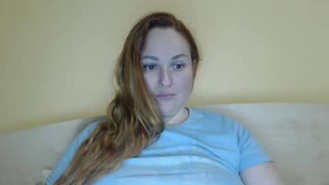 Snapshot of zara_red chatting on 01-11-26, 11:04 Kate. if im not here im here foxy red333 online show from 01-11-26, 11:04