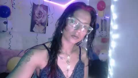 Zarah online show from 06-23-26, 01:09