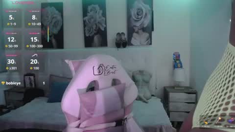 Zarah online show from 07-17-26, 01:29