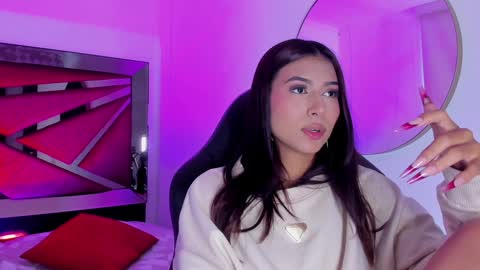 Snapshot of zaralim chatting on 12-20-24, 03:21 Zara Lim online show from 12-20-24, 03:21