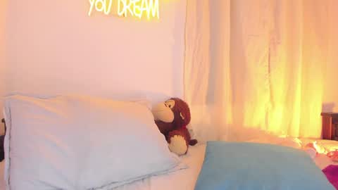   online show from 02-05-25, 10:22