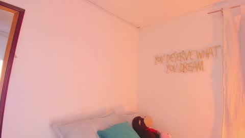   online show from 09-18-25, 08:55