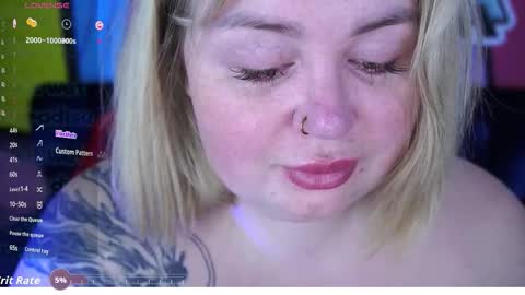 Lola online show from 02-12-26, 08:37