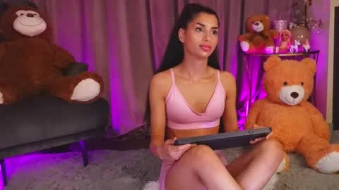 zariaavera online show from 05-16-26, 12:40