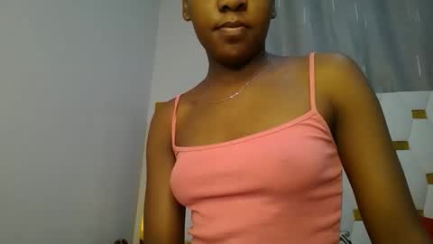 Snapshot of zariah011 chatting on 05-18-26, 09:31 zariah online show from 05-18-26, 09:31