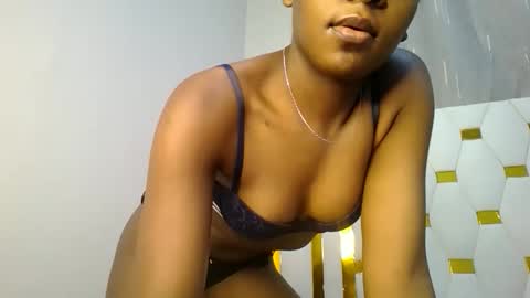 Snapshot of zariah011 chatting on 05-20-26, 09:54 zariah online show from 05-20-26, 09:54