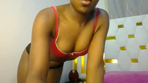 Snapshot of zariah011 chatting on 05-30-26, 10:29 zariah online show from 05-30-26, 10:29