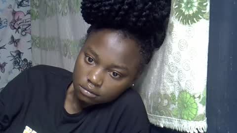 Snapshot of zarinamarlin chatting on 07-05-26, 10:00 zarinamarlin online show from 07-05-26, 10:00