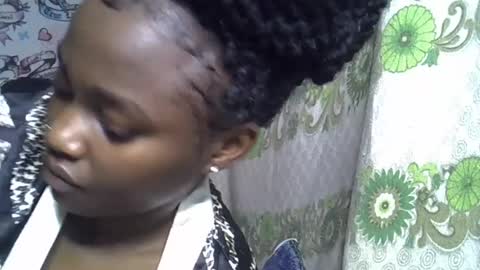 Snapshot of zarinamarlin chatting on 07-12-26, 10:39 zarinamarlin online show from 07-12-26, 10:39