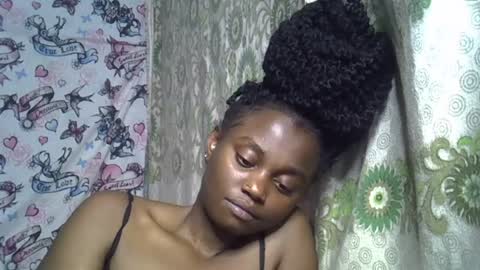 Snapshot of zarinamarlin chatting on 07-19-26, 04:22 zarinamarlin online show from 07-19-26, 04:22
