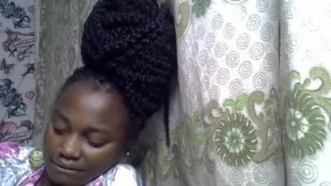 Snapshot of zarinamarlin chatting on 07-20-26, 06:17 zarinamarlin online show from 07-20-26, 06:17