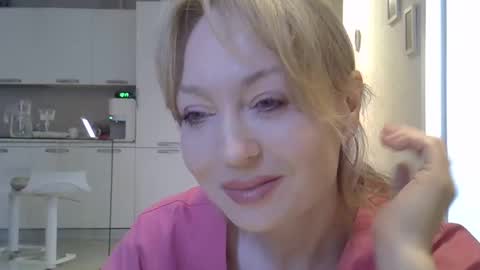 Zarina Swift online show from 03-24-26, 06:18