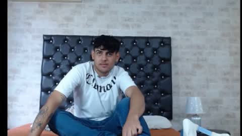 Snapshot of zaynblaze_ chatting on 07-08-26, 02:10 Zayn online show from 07-08-26, 02:10