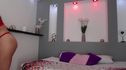 Karolyne online show from 02-19-25, 04:33