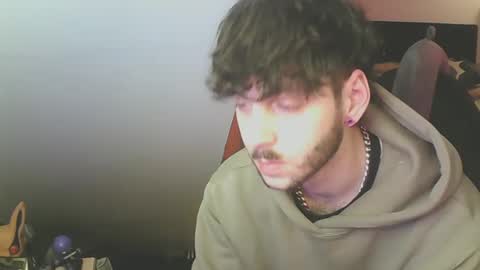 Snapshot of zedbooy chatting on 12-29-24, 04:19 Zed online show from 12-29-24, 04:19