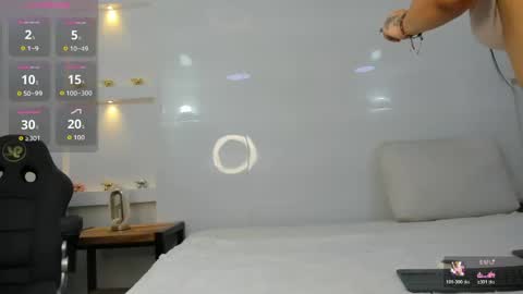 Snapshot of zenda_evans chatting on 04-30-26, 04:19 Zenda Evans online show from 04-30-26, 04:19
