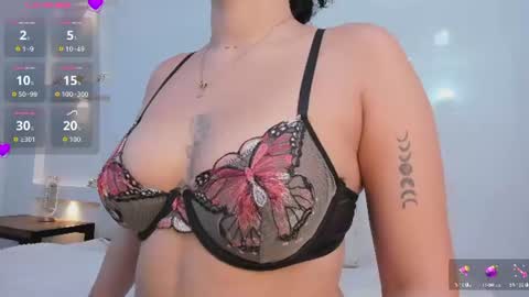 Snapshot of zenda_evans chatting on 07-22-26, 04:04 Zenda Evans online show from 07-22-26, 04:04