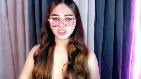 Snapshot of zendaya_amore chatting on 06-03-26, 03:17 Zendaya online show from 06-03-26, 03:17