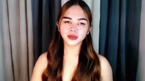 Snapshot of zendaya_amore chatting on 06-12-26, 01:54 Zendaya online show from 06-12-26, 01:54