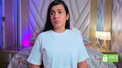 Snapshot of zendaya_cute chatting on 10-22-25, 11:21 Zendaya online show from 10-22-25, 11:21