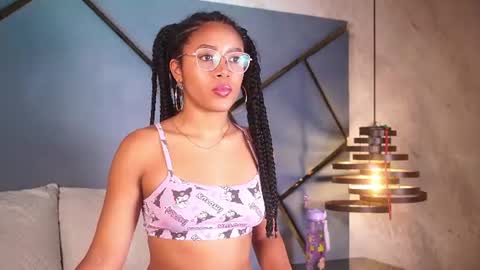 Zendaya  online show from 07-30-26, 03:05