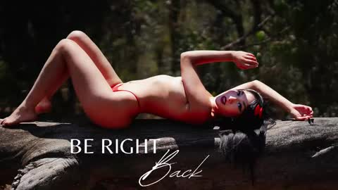 Zendaya online show from 02-14-25, 04:26