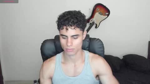 Snapshot of zenhzu chatting on 09-29-25, 02:27 zenzhu online show from 09-29-25, 02:27