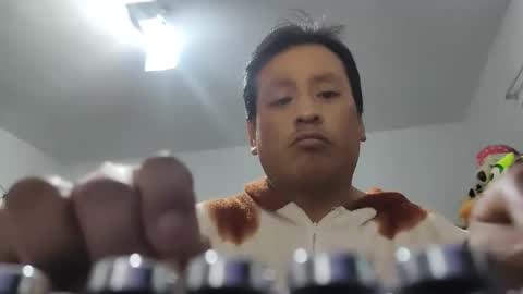 Snapshot of zenonsex chatting on 05-17-26, 03:37 zenonsex online show from 05-17-26, 03:37