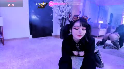 Snapshot of zephirah_abney chatting on 03-11-25, 02:18 online show from 03-11-25, 02:18