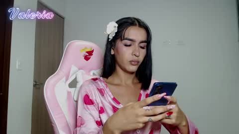 zeus693769 online show from 07-05-26, 01:34
