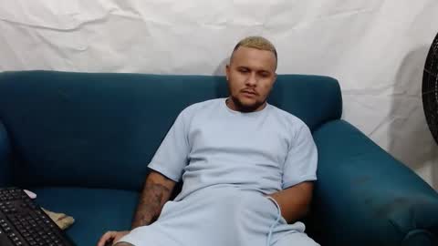 zeus_030 online show from 03-08-26, 12:52