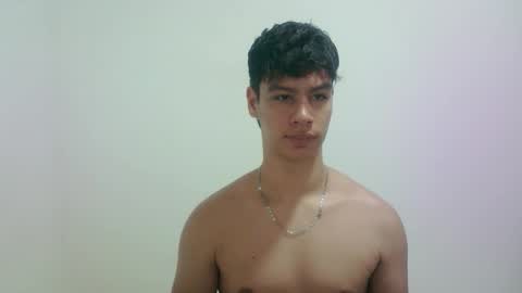 zeus_183 online show from 10-18-25, 01:19