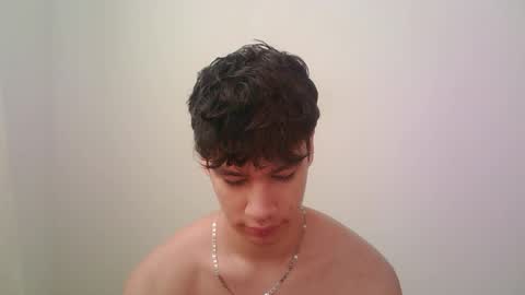 zeus_183 online show from 11-04-25, 02:16